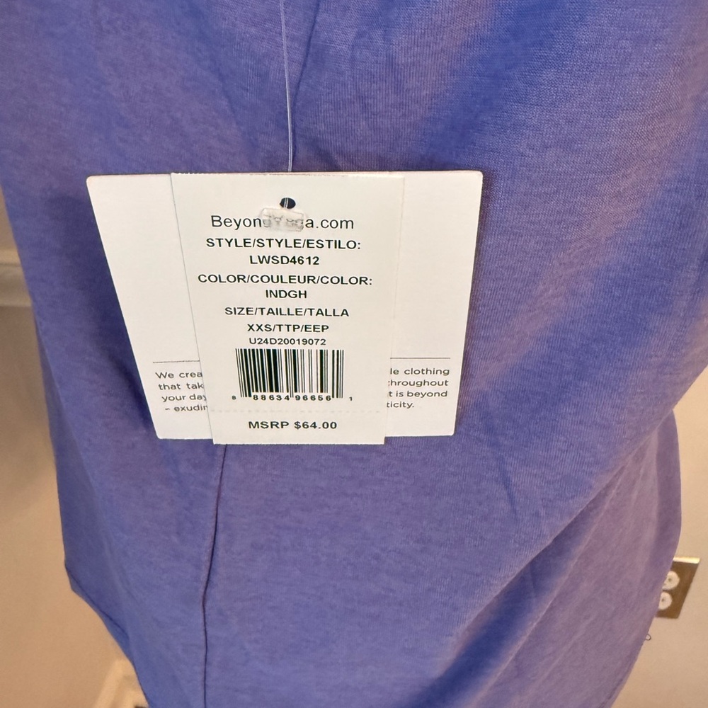 Beyond Yoga Featherweight Rebalance Tank - Picture 6 of 8
